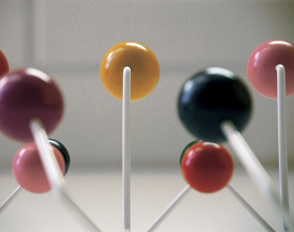 开云（中国） - 附件|衣帽架|办公家具|设计师家具|伊姆斯衣帽架